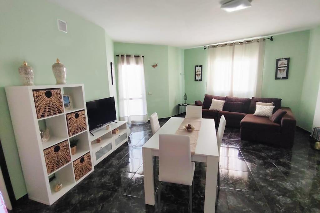 Cheyma Home 3º: Amplio Apartamento En Alcala 外观 照片